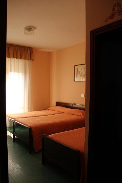 לידו די ג'סולו Hotel Oceanic חדר תמונה