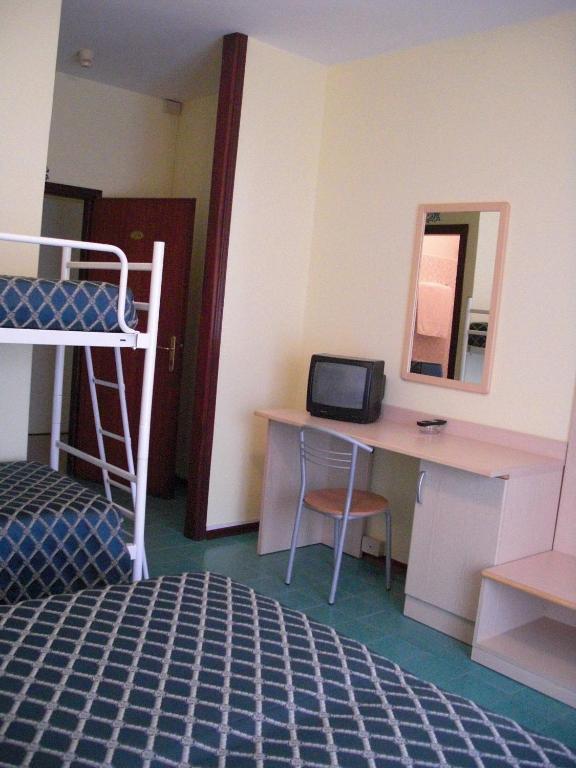 לידו די ג'סולו Hotel Oceanic חדר תמונה